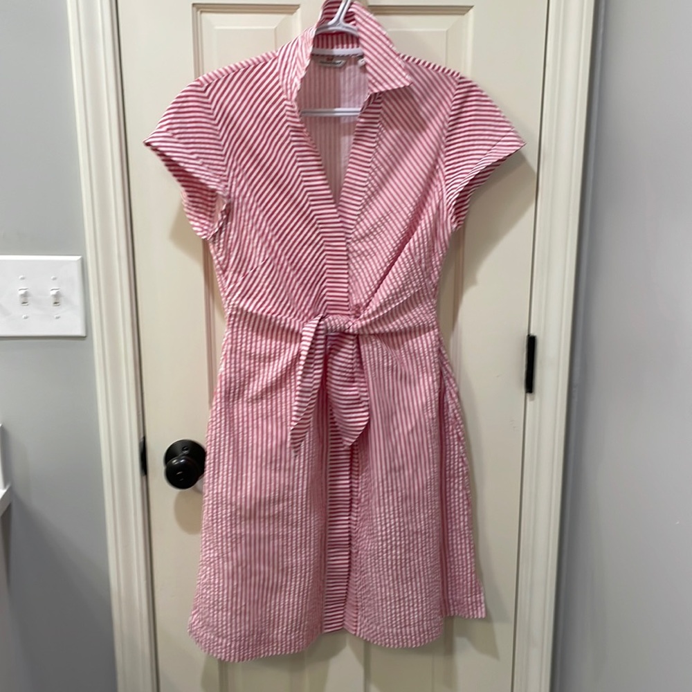 Vineyard vines red seersucker mini dress.